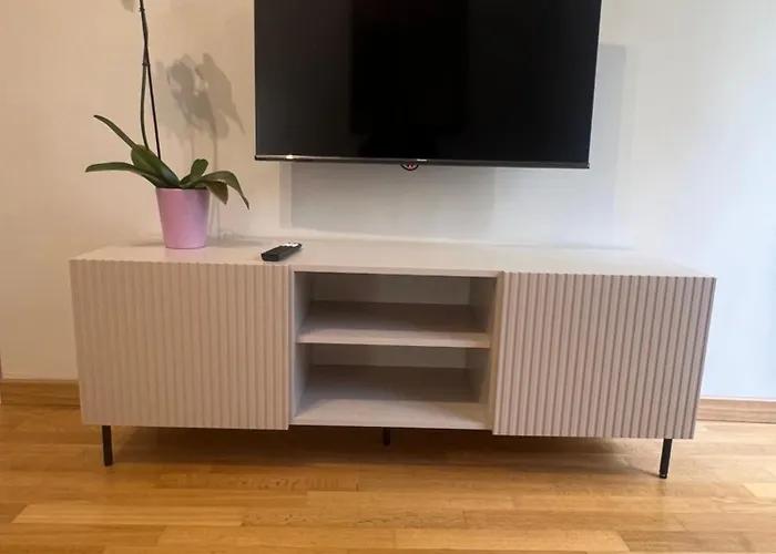 Savoia Design With Terrace - Center Rom