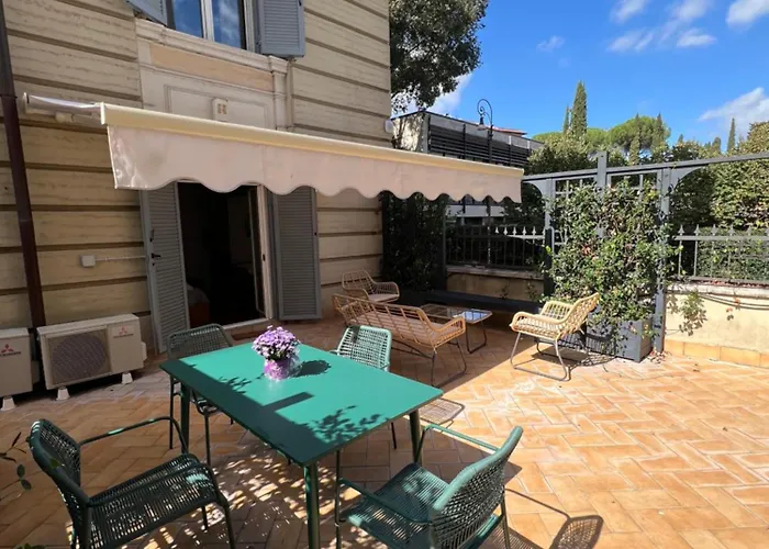 Savoia Design With Terrace - Center Rom