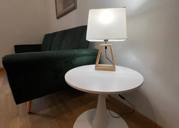 Savoia Design With Terrace - Center Apartment